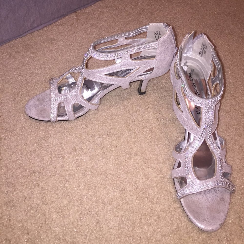 Gorgeous Silver heels